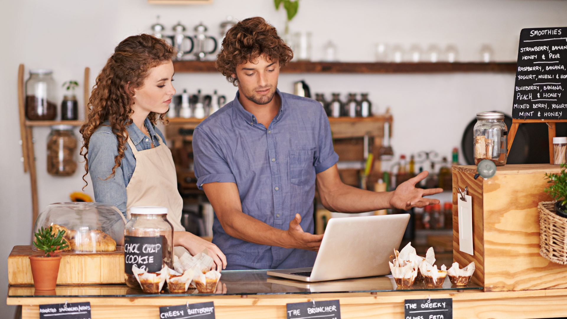 Colorful Art & Design Gallery Intro Video (6)